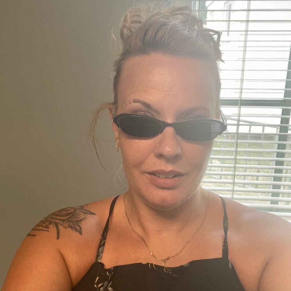Meet your Posher, Christine